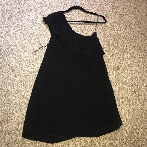 *Price DROP* State 1 One Shoulder Black Ruffle Dress - Picture 2 of 4
